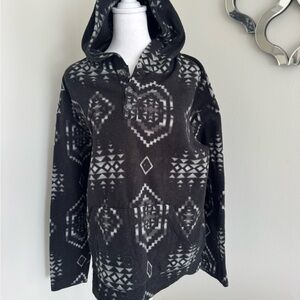 Geometric Patterned Black Hoodie